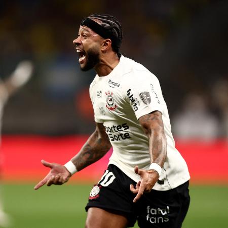 Memphis garante quatro salários com assistência na volta ao Corinthians