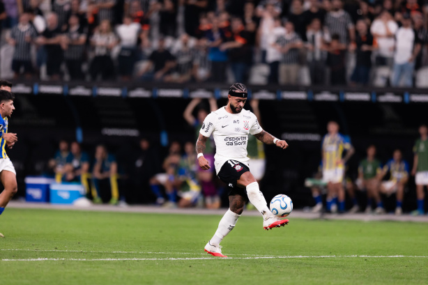 Atacante do Corinthians sobe no ranking de assistentes da temporada em classificação na Libertadores