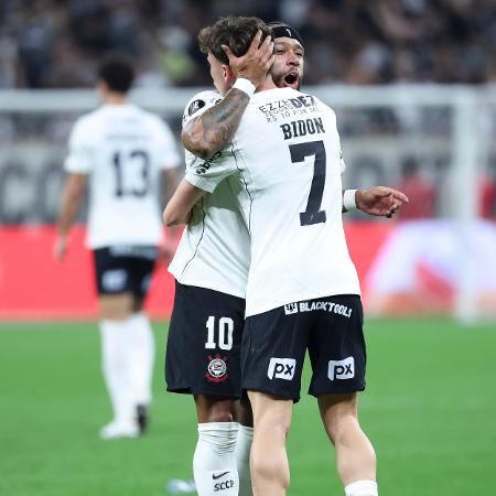 Casagrande: Corinthians se classifica do seu jeito e com a cara do Terrão em notícia do Corinthians