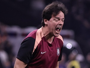 Leitura de Faraldo aponta Diniz mais pragmático no Corinthians em notícia do Corinthians