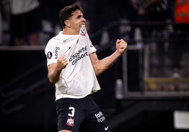 Gabriel Paulista destaca defesa coletiva do Corinthians após expulsão em notícia do Corinthians