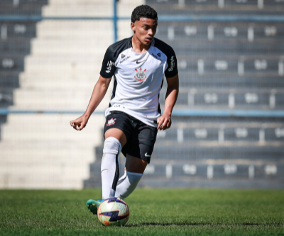 Elenco do Corinthians Sub-20 em treinamento no CEFAC antes da decisão contra o XV de Jaú.
