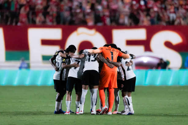 Jogadores do Corinthians em treino antes da partida contra o Flamengo Jogadores do Corinthians em treino antes da partida contra o Flamengo