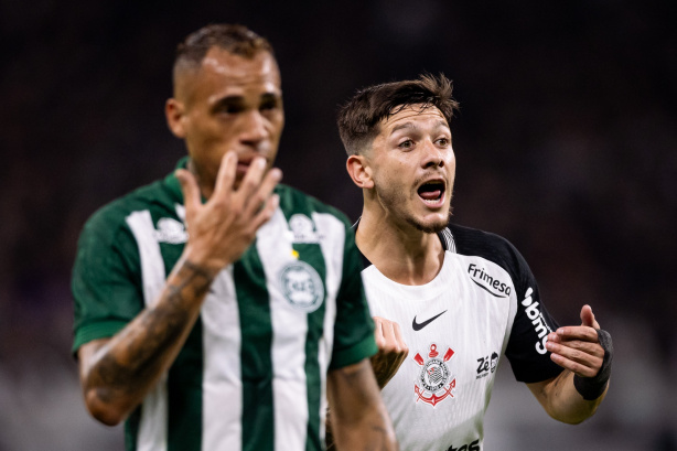 Jogadores do Corinthians em partida disputada no Campeonato Brasileiro.