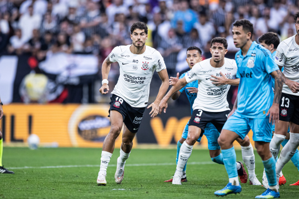 Jogadores do Corinthians em treino na Neo Química Arena Jogadores do Corinthians em treino na Neo Química Arena