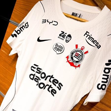 Logotipo da Esportes da Sorte estampado na camisa do Corinthians Logotipo da Esportes da Sorte estampado na camisa do Corinthians