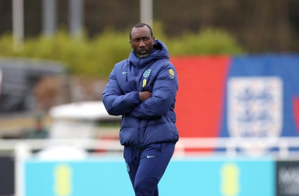 Clarence Seedorf durante apresentação oficial no CT Joaquim Grava.