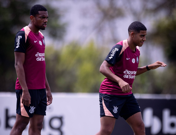André Luiz e Gui Negão em treino no CT Joaquim Grava André Luiz e Gui Negão em treino no CT Joaquim Grava