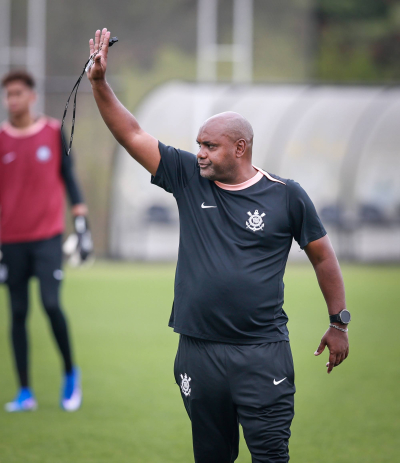 Treino da categoria Sub-15 do Corinthians no CEFAC. Treino da categoria Sub-15 do Corinthians no CEFAC.