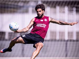 Atacante Yuri Alberto em treino do Corinthians. Atacante Yuri Alberto em treino do Corinthians.